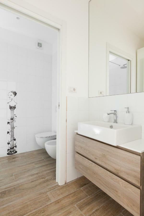 Mi Home Navigli Milan Exterior photo